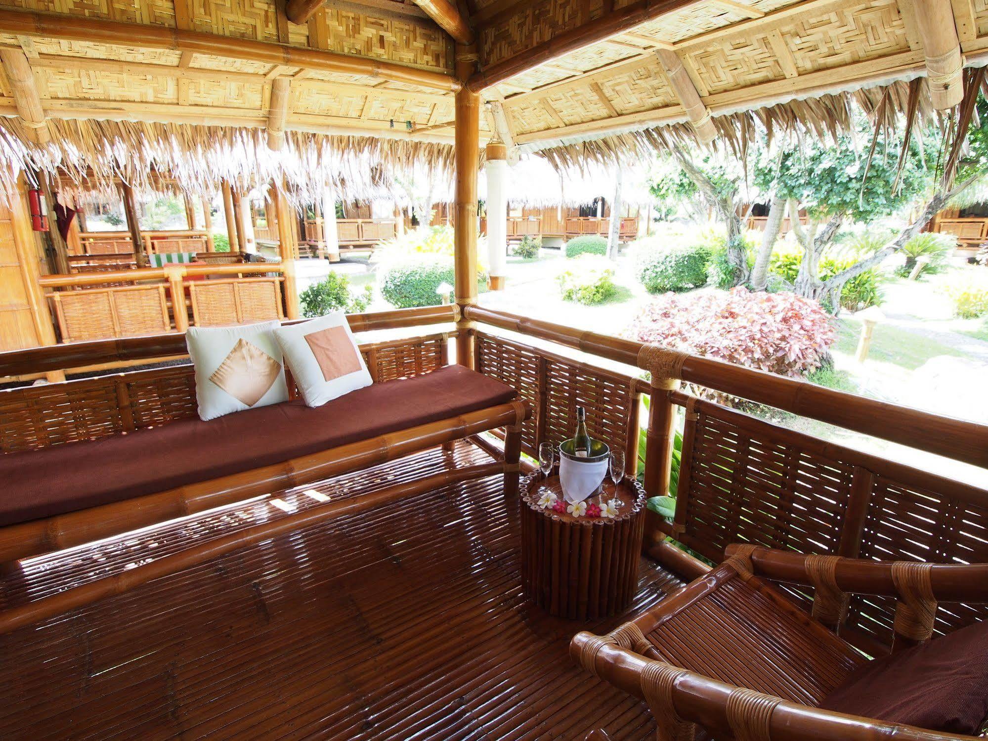 Pura Vida Beach & Dive Resort Dauin Extérieur photo